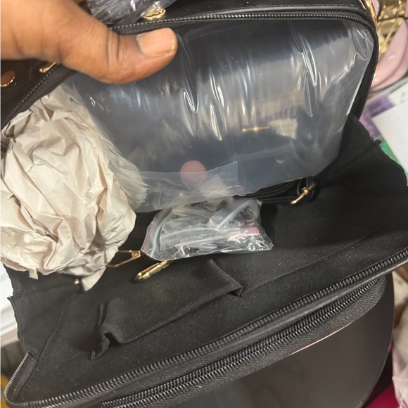 Retro TV Style Black and Pink Bag - Picture 12 of 15